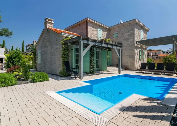 Zelda Comfortable 3* Медулин
