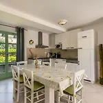 Zelda Comfortable Hotel 3*