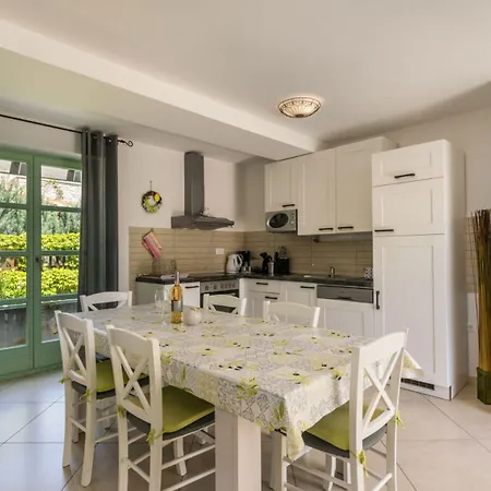 Zelda Comfortable Hotel 3*