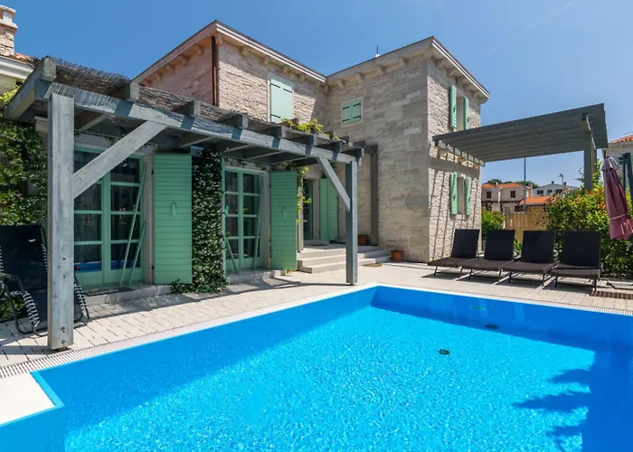 Zelda Comfortable 酒店